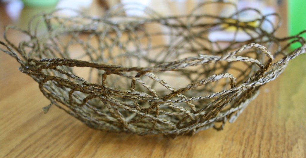 шпагат чаша-поделка